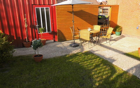 Dori: Garten, Hinterhof, Rasen, Eigentum, Gras, Haus, Zuhause, Garten, Grundeigentum, Wohngebiet