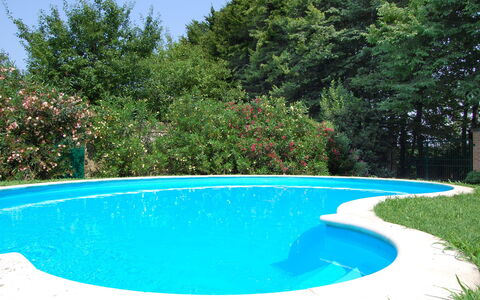 Ca' Marcello: Schwimmbad, Eigentum, Freizeit, Gras, Wasser, Grundeigentum, Hinterhof, Haus, Erholung, Landschaft