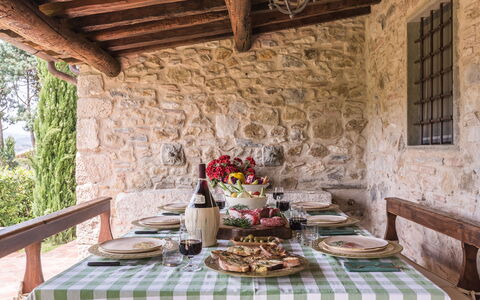 Villa Dell'angelo: Eigentum, Zimmer, Interior Design, Tabelle, Gebäude, Möbel, Haus, Frühstück, Esszimmer, Hütte