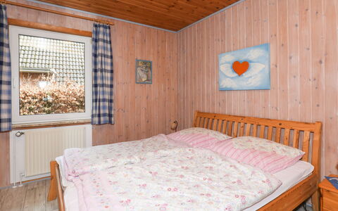 Achtern Diek: Möbel, Eigentum, Fenster, Gebäude, Komfort, Holz, Interior Design, Haus, Fussboden, Flooring