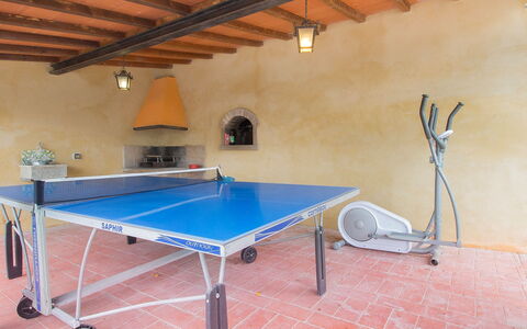 Le Pergole: Tischtennis, Zimmer, Eigentum, Tabelle, Erholungsraum, Möbel, Fussboden, Freizeit, Spiele, Indoor Spiele Und Sport