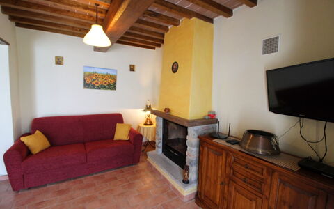 Poggio del Fabbro: Zimmer, Eigentum, Möbel, Gebäude, Haus, Interior Design, Grundeigentum, Wohnzimmer, Fussboden, Villa