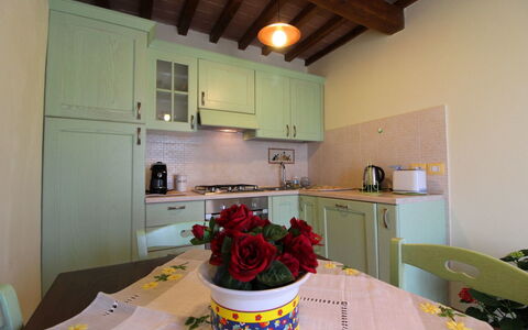 Poggio del Fabbro: Zimmer, Eigentum, Küche, Haus, Gebäude, Möbel, Zuhause, Interior Design, Cabinetry, Grundeigentum