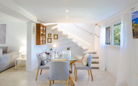 Can Marc: Eigentum, Zimmer, Interior Design, Gebäude, Möbel, Decke, Haus, Fussboden, Esszimmer, Grundeigentum