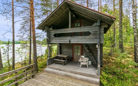 Ranta-Iivari: Baum, Bank, Haus, Hütte, See, Teich, Wald, Blockhaus