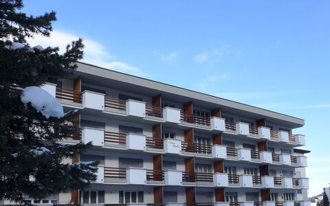 Chesa Derby 27: Gebäude, Wohngebiet, Eigentum, Die Architektur, Wohnung, Haus, Himmel, Zuhause, Nachbarschaft, Eigentumswohnung