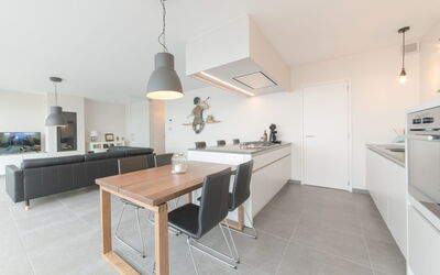 Lakeview with Parking