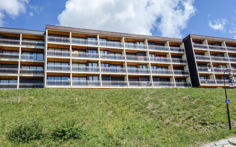 L'Edioule: Eigentum, Wohngebiet, Die Architektur, Eigentumswohnung, Gebäude, Grundeigentum, Wohnung, Haus, Fassade, Grundstueck