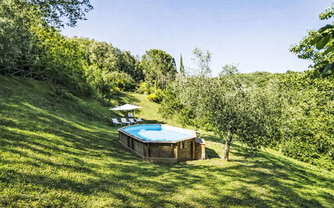 Il Casale: Schwimmbad, Garten, Freizeit, Landscaping, Eco Hotel, Estate, Teich, Park, Hinterhof, Bauernhaus