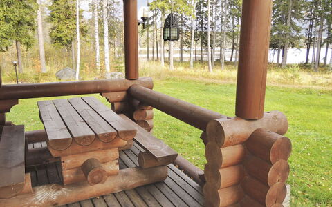 Purnuranta B: Holz, Hütte, Blockhaus, Wald, Schuppen, Gartenbauten, Lärche, Wald, Holzbeize