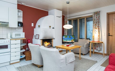Hiisiranta C3: Holz, Hütte, Blockhaus, Wald, Schuppen, Gartenbauten, Lärche, Wald, Holzbeize
