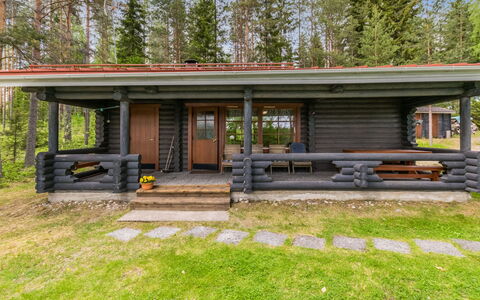Lohi, Cjoe237 a: Baum, Bank, Haus, Hütte, See, Teich, Wald, Blockhaus