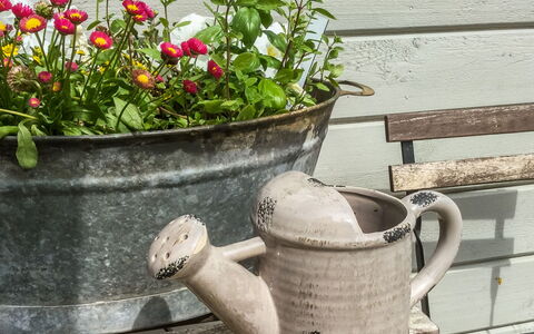 Annelinniemi: Möbel, Stuhl, Gartenmöbel, Tabelle, Holz, Tisch Im Freien, Küche & Esszimmer Tisch, Schatten, Garten, Regenschirm