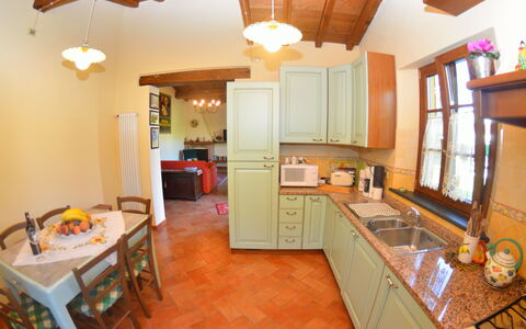 La Capannella: Zimmer, Eigentum, Gebäude, Decke, Küche, Möbel, Fussboden, Countertop, Interior Design, Haus