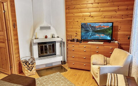 Ruka-Ihtinki 4 a 3: Möbel, Interior Design, Holz, Flooring, Fussboden, Zimmer, Decke, Beleuchtung, Wohnzimmer, Zuhause