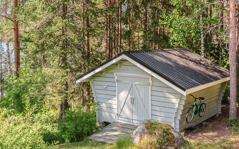 Sipukka: Holz, Hütte, Blockhaus, Wald, Schuppen, Gartenbauten, Lärche, Wald, Holzbeize