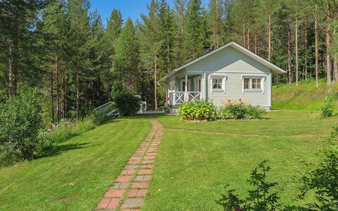 Sipukka: Holz, Hütte, Blockhaus, Wald, Schuppen, Gartenbauten, Lärche, Wald, Holzbeize