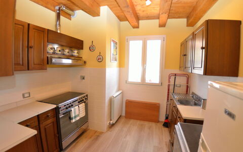 Borgo Di Zacco: Countertop, Zimmer, Eigentum, Cabinetry, Küche, Möbel, Decke, Sinken, Gebäude, Fussboden