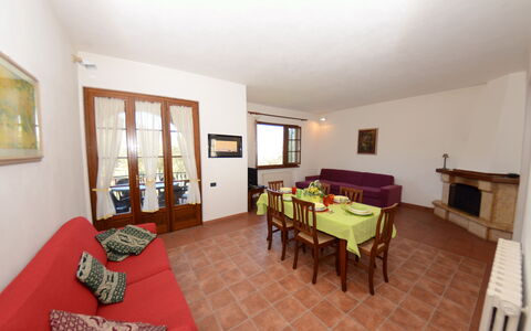 Villa Vaniglia Proprietà: Zimmer, Eigentum, Möbel, Gebäude, Grundeigentum, Interior Design, Haus, Fussboden, Suite, Decke