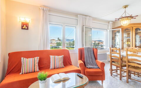 Sol i Canal: Zimmer, Eigentum, Wohnzimmer, Möbel, Interior Design, Gebäude, Grundeigentum, Suite, Haus, Tabelle