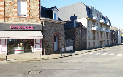 Le Hoche