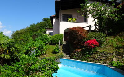 San Nazzaro 25: Eigentum, Haus, Schwimmbad, Grundeigentum, Gebäude, Zuhause, Botanik, Garten, Resort, Die Architektur