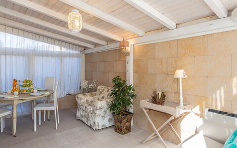 Stella Marina: Eigentum, Gebäude, Zimmer, Interior Design, Decke, Grundeigentum, Haus, Möbel, Die Architektur, Fussboden