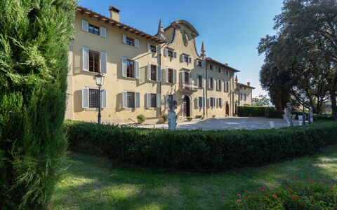 Il Marchese Di Ronta: Eigentum, Estate, Gebäude, Villa, Haus, Grundeigentum, Zuhause, Villa, Stattliches Heim, Herrenhaus
