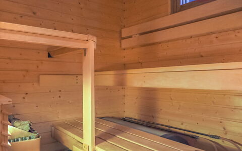 Lemmenliekki 3: Holz, Hütte, Blockhaus, Wald, Schuppen, Gartenbauten, Lärche, Wald, Holzbeize
