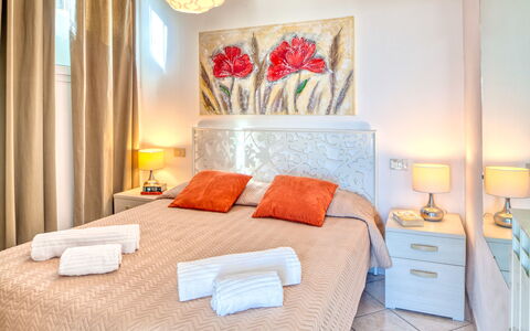 Il Geranio Sant'elmo - Diano Marina: Schlafzimmer, Zimmer, Möbel, Eigentum, Interior Design, Bett, Suite, Orange, Wand, Gebäude