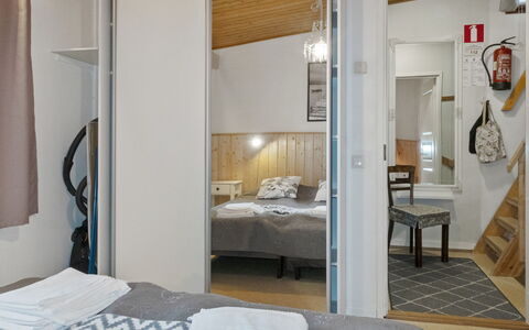 Riekonraito A1: Möbel, Interior Design, Flooring, Fussboden, Wand, Holz, Bett, Schlafzimmer, Decke, Zimmer