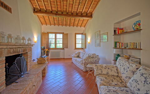 Casa Legoli: Zimmer, Eigentum, Gebäude, Interior Design, Möbel, Decke, Haus, Wohnzimmer, Grundeigentum, Fussboden