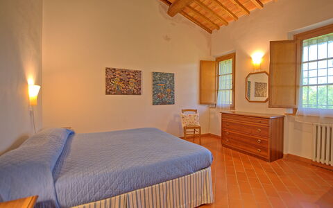 Casa Legoli: Schlafzimmer, Zimmer, Bett, Möbel, Eigentum, Bettdecke, Gebäude, Bettrahmen, Interior Design, Fussboden
