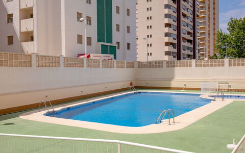 Calpe Calp 1110: Eigentum, Schwimmbad, Wohnung, Gebäude, Eigentumswohnung, Grundeigentum, Haus, Freizeit, Die Architektur, Wohngebiet