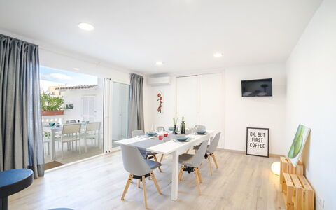 Can Josep: Eigentum, Zimmer, Grundeigentum, Möbel, Gebäude, Interior Design, Haus, Fussboden, Tabelle, Esszimmer