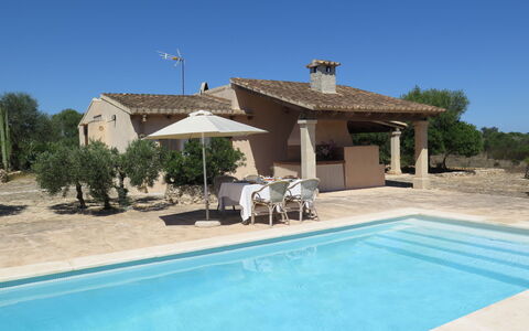 S'Almunia: Eigentum, Schwimmbad, Haus, Zuhause, Grundeigentum, Gebäude, Villa, Estate, Urlaub, Freizeit