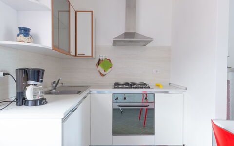 Madal (Grv399): Zimmer, Eigentum, Küche, Möbel, Interior Design, Haus, Gebäude, Cabinetry, Fussboden, Herd