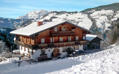 Wagrain 617: Schnee, Himmel, Gebäude, Berg, Eigentum, Fenster, Wolke, Haus, Steigung, Hütte
