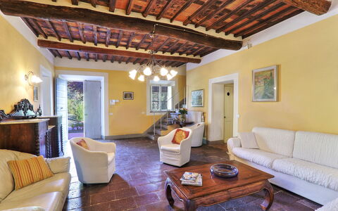 Casa Rosa: Eigentum, Zimmer, Wohnzimmer, Gebäude, Möbel, Decke, Interior Design, Grundeigentum, Haus, Zuhause