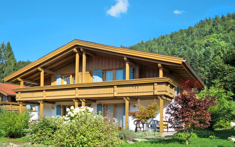 Sachrang 601: Haus, Zuhause, Eigentum, Gebäude, Hütte, Grundeigentum, Blockhaus, Dach, Die Architektur, Abstellgleis
