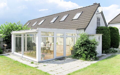 Verchen 607: Eigentum, Haus, Zuhause, Gebäude, Hütte, Dach, Grundeigentum, Orangerie, Die Architektur, Fassade