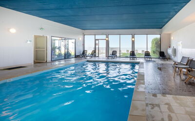 Plougasnou 614: Blau, Schwimmbad, Resort, Eco Hotel, Hotel, Gartenmöbel