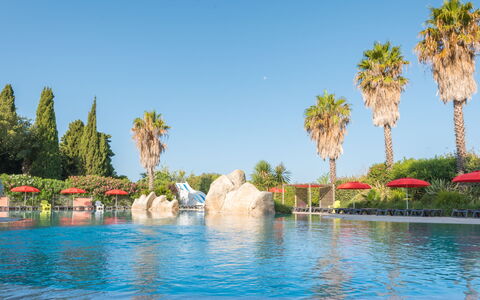 Argelès sur Mer 628: Schwimmbad, Resort, Freizeit, Garten, Water Feature, Landscaping, Urlaub, Ferienort, Eco Hotel