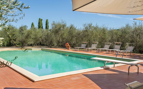 La Fonte: Schwimmbad, Resort, Eco Hotel, Schatten, Gartenmöbel, Hazienda, Hinterhof, Villa, Hotel