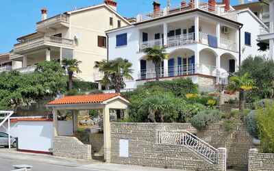 Rabac 627: Gebäude, Eigentum, Wohngebiet, Nachbarschaft, Zuhause, Haus, Grundeigentum, \Stadt, Wohnung, Die Architektur