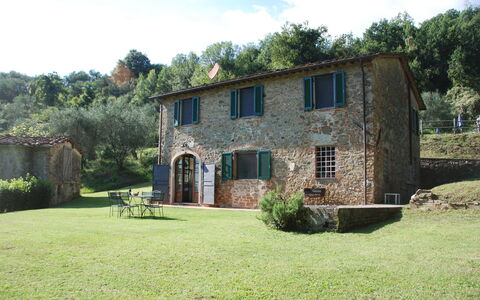 Magrini: Eigentum, Haus, Zuhause, Gebäude, Grundeigentum, Estate, Hütte, Bauernhaus, Garten, Gras