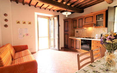 Pian dei Carpini - Janis 608.2: Bilderrahmen, Eigentum, Möbel, Tabelle, Stuhl, Holz, Couch, Interior Design, Wohnzimmer, Fussboden