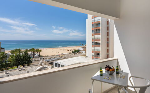 Avó Lucy: Wohnung, Eigentumswohnung, Balkon, Hotel, Schatten, Resort, Penthouse, Strandresort, Wohnzimmer