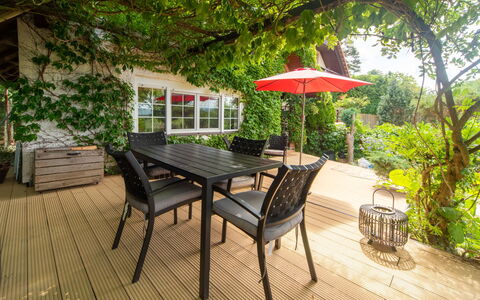 Karasova Ii: Möbel, Gartenmöbel, Holz, Stuhl, Tabelle, Tisch Im Freien, Schatten, Garten, Küche & Esszimmer Tisch