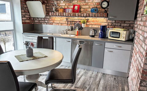 Paula: Küche, Möbel, Küchengerät, Countertop, Major Appliance, Interior Design, Flooring, Haushaltsgerät, Cabinetry, Zuhause